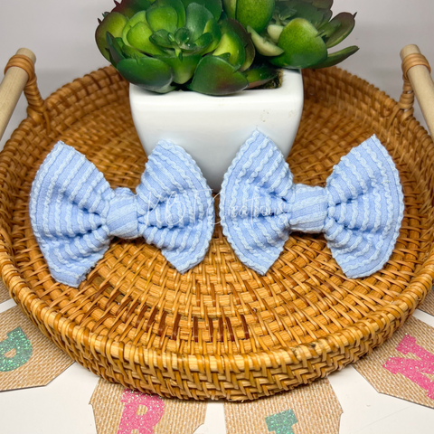 Blue Waved Piggies