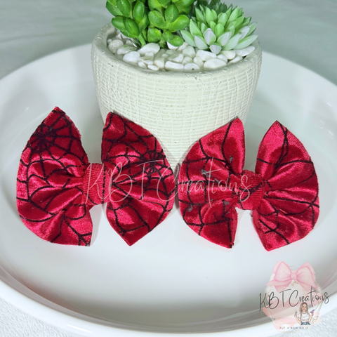 Spider Web Velvet Piggies